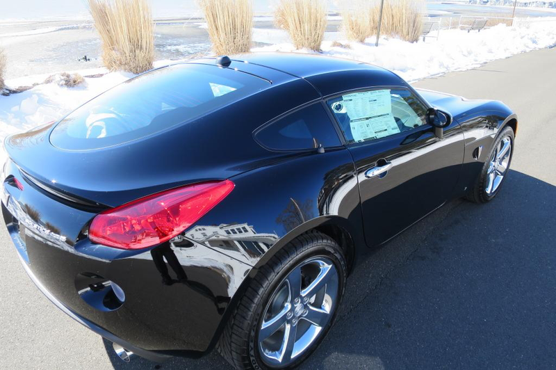 Illustration for article titled For $49,000, Does This 2009 Pontiac Solstice GXP Prove Patience Is A Virtue?